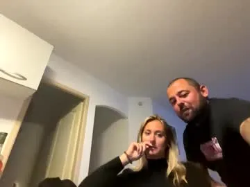 bunnydollstella – webcam model profile photo Image 2