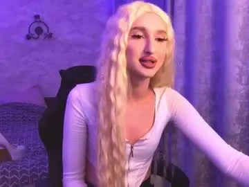 MinniMia – webcam model profile photo Image 7