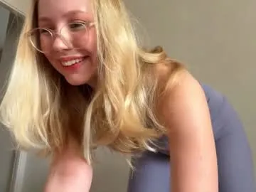 angelblisss – webcam model profile photo Image 11