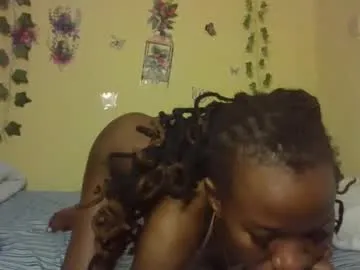 Twins666 – webcam model profile photo Image 14