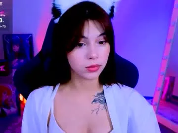 pinkadele – webcam model profile photo Image 2