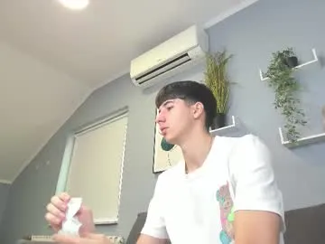 to4ka-gi – webcam model profile photo Image 10