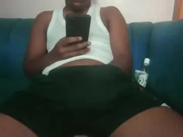 pinkadele – webcam model profile photo Image 4