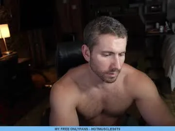 hotmuscles6t9 Image 4