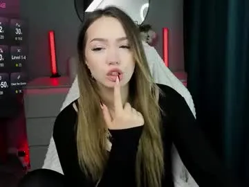 KlavaDavai – webcam model profile photo Image 15