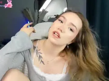 KlavaDavai – webcam model profile photo Image 3