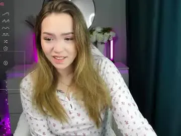 KlavaDavai – webcam model profile photo Image 6