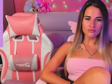 LinaTwins – webcam model profile photo Image 9