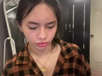 jskchwkdbcn – webcam model profile photo Image 4