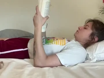 MinniMia – webcam model profile photo Image 2