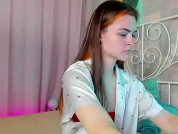 PeachPie – webcam model profile photo Image 5