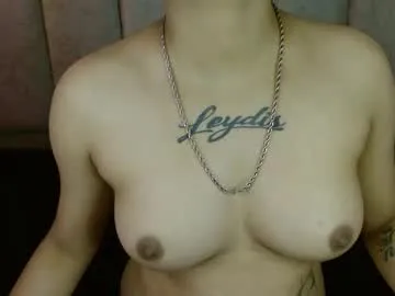 pinkadele – webcam model profile photo Image 3
