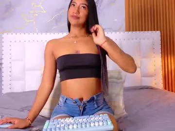 millemimi – webcam model profile photo Image 3