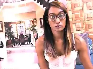 bunnydollstella – webcam model profile photo Image 7