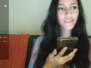 shiny-lily – webcam model profile photo Image 13