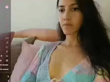 shiny-lily – webcam model profile photo Image 15