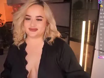 xlunami – webcam model profile photo Image 10