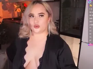 xlunami – webcam model profile photo Image 14