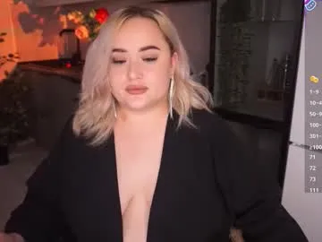 xlunami – webcam model profile photo Image 15