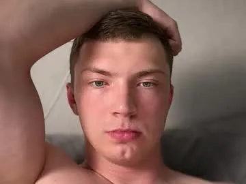 millemimi – webcam model profile photo Image 19