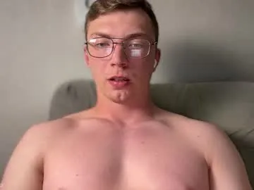 millemimi – webcam model profile photo Image 9