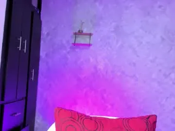 kora__65 – webcam model profile photo Image 18