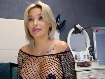 xlunami – webcam model profile photo Image 17