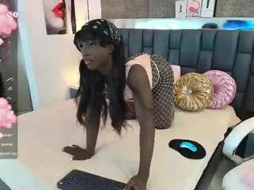 lilbbyliv – webcam model profile photo Image 9