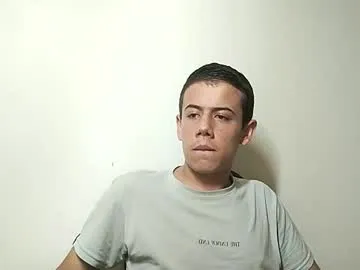 willa_maexo – webcam model profile photo Image 2