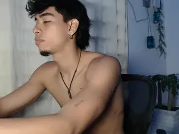 gymbunnie – webcam model profile photo Image 11