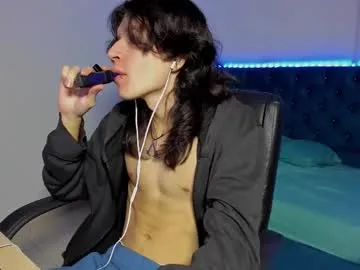 misshowl – webcam model profile photo Image 4