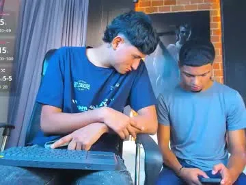 highlatin_guys – webcam model profile photo Image 19