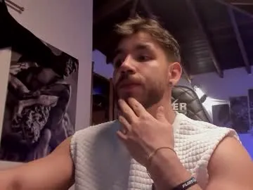 millemimi – webcam model profile photo Image 12