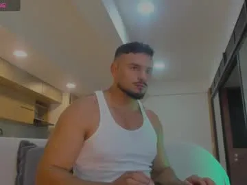 MinniMia – webcam model profile photo Image 19