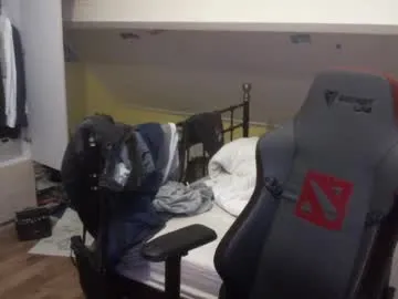 xlunami – webcam model profile photo Image 6