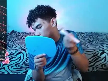 WhoreRobot – webcam model profile photo Image 16