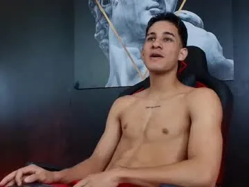 loveuniverse8 – webcam model profile photo Image 15