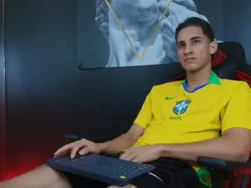 loveuniverse8 – webcam model profile photo Image 8