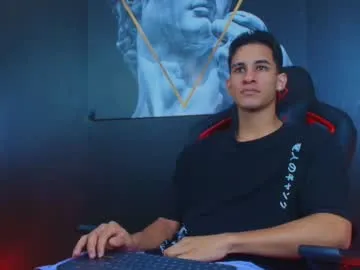 loveuniverse8 – webcam model profile photo Image 9