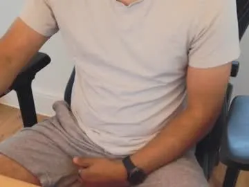 krissone – webcam model profile photo Image 8