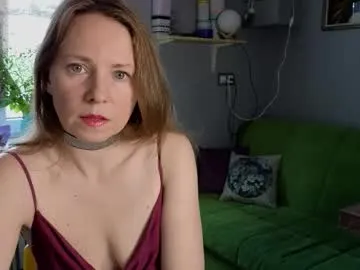 emma_burt_x – webcam model profile photo Image 15