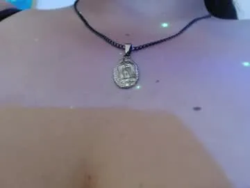 MiaTonyy – webcam model profile photo Image 3