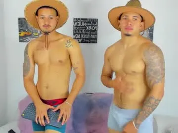 glossybabe_ – webcam model profile photo Image 10