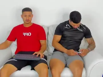 glossybabe_ – webcam model profile photo Image 7