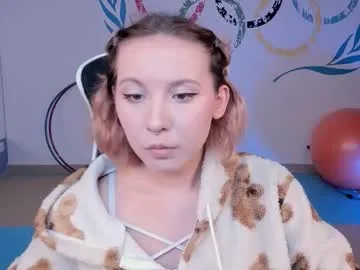 luna_fioree – webcam model profile photo Image 17