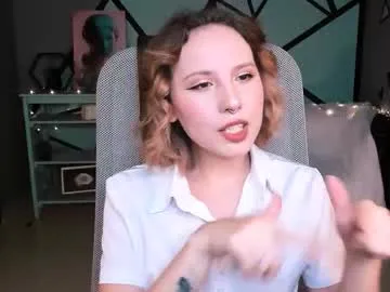 luna_fioree – webcam model profile photo Image 18