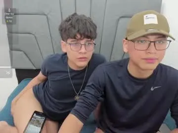 xlunami – webcam model profile photo Image 11