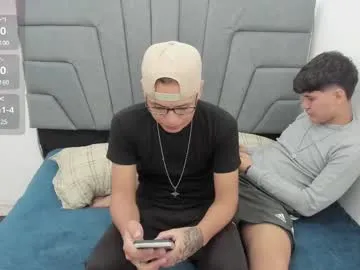 xlunami – webcam model profile photo Image 9