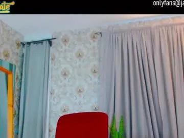 Chelsi16 – webcam model profile photo Image 2