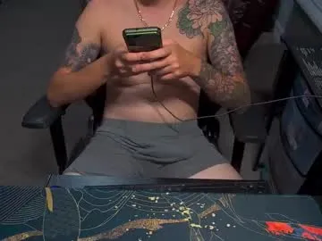 ANGELonDUTY – webcam model profile photo Image 3